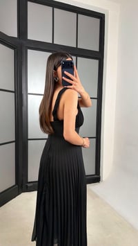 Siyah Örgü Askılı Astarlı Şifon Elbise GAUS-01377GAUSELBİSEGAUS-01377