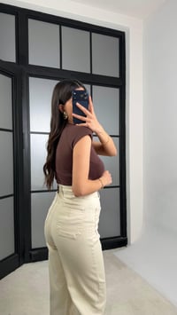 Krem Ön Cep Detaylı Kesik Paça Jean GAUS-01300GAUSDENİM PANTOLONGAUS-01300