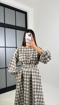 Taş Balon Kol Ekoseli Kuşaklı Cepli Elbise GAUS-00570GAUSELBİSEGAUS-00570