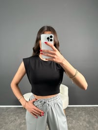 Siyah Kol Detaylı Crop TshirtGausTSHIRTGU007102