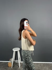 MD Taş Önden İp Bağlamalı Triko Örme YelekGausYELEKGU008898