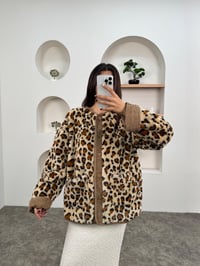 Tirel Camel Leopar Desenli Peluş Tasarım CeketGausCEKETGU00903745