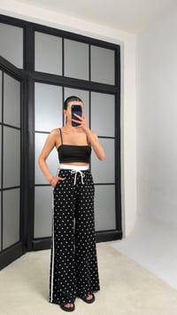Siyah Beli Lastikli Yan Şeritli Puantiyeli Pantolon GAUS-01435GAUSPANTOLONGAUS-01435