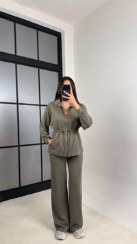Haki Beli Kuşaklı Hırka Pantolon İkili Modal Takım GAUS-00571GAUSSuitsGAUS-00571