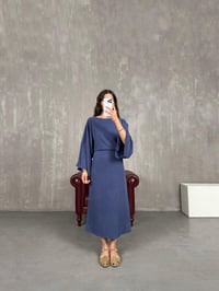 Lacivert Yarasa Kol Kuşaklı Yırtmaçlı Tensel Elbise Gaus00225GausELBİSEGU1001520