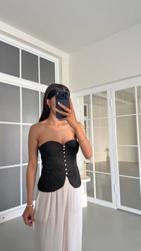 Siyah Pileli Düğme Detaylı Tasarım Korse GAUS-01621GAUSBlouseGAUS-01621