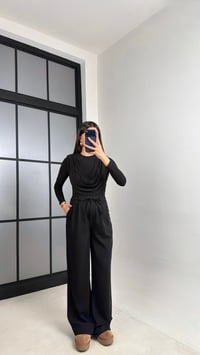 Siyah Beli Lastikli Kuşaklı İthal Kumaş Pantolon GAUS-00869GAUSPANTOLONGAUS-00869