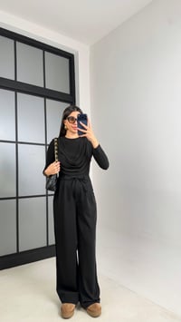 Siyah Beli Lastikli Kuşaklı İthal Kumaş Pantolon GAUS-00869GAUSPANTOLONGAUS-00869