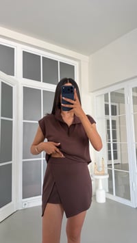 Kahve Fermuarlı Bluz Şort Etek İkili Modal Kumaş Takım GAUS-01820GAUSSuitsGAUS-01820
