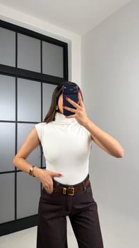 Ekru Balıkçı Yaka Sıfır Kol ZR Model Bodysuit GAUS-00942GAUSBODYSUİTGAUS-00942