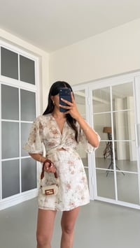 Kahve Transparan Çiçek Desenli Mini Elbise GAUS-01665GAUSELBİSEGAUS-01665