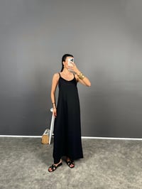 Negundo Siyah Askılı Rahat Kesim Tensel ElbiseGausELBİSEGU008425