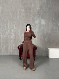 Tamara Kahve Drapeli Asimetrik Kesim Bluz Pantolon Modal TakımGausTAKIMGU100201
