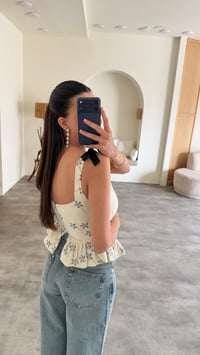 Taş Saten İp Detaylı Çiçek Nakışlı Tasarım Korse GAUS-01470GAUSBLUZGAUS-01470