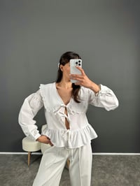 Beyaz Viral Bebe Yaka Gömlek GausGÖMLEKGU008002