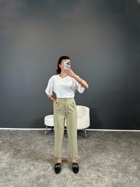 Yeşil Havuç Kesim Kemersiz PantolonGausPANTOLONGU004453