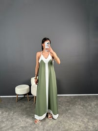 Haki Keten Ön Şeritli Askılı Salaş ElbiseGausELBİSEGU007243