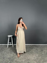 Taş Önü İşlemeli Astarlı Elbise GausELBİSEGU008105