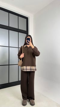 Acı Kahve Gömlek Taş Detaylı Kazak Beli Lastikli Pantolon Örme Takım GAUS-00831GAUSTAKIMGAUS-00831