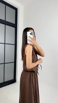 Kahve Önü Bağlamalı Nakışlı Yelek Beli Lastikli Etek Tencel Takım Gaus00556GausTAKIMGU1002295