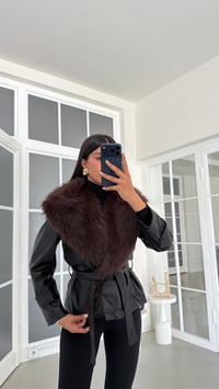 Acı Kahve Kürk Yakalı Astarlı Kuşaklı Deri Ceket GAUS-02107GAUSJacketsGAUS-02107