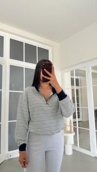 Lacivert Fermuarlı Çizgili Sweatshirt GAUS-02129GAUSSWEATSHIRTGAUS-02129