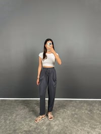 Pilea Beli Lastikli Önden Cepli Rahat Kumaş Antrasit Şalvar PantolonGausPANTOLONGU008554