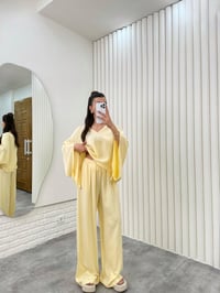 Sarı V Yaka Yarasa Kol Üst Beli Lastikli Pantolon Keten Takım Gaus00304GausTAKIMGU1001699