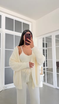 Krem Yumuşak Dokulu Üçlü Premium Takım GAUS-02028 GAUS-02210GAUSTAKIMGAUS-02210