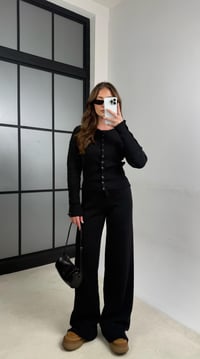 Siyah Çıtçıt Düğmeli Bluz  Beli Lastikli Pantolon  Triko İkili Takım GAUS-01144GAUSTAKIMGAUS-01144