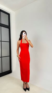 Kırmızı Boyundan Bağlamalı Yırtmaç Detaylı Likralı Elbise GAUS-0054GAUSELBİSEGAUS-0054