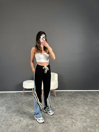 Premium Siyah Jean Şerit Detaylı PantolonGausDENİM PANTOLONGU004017