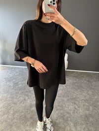 Siyah Vatkalı Oversize Tshirt GausTSHIRTGU003015