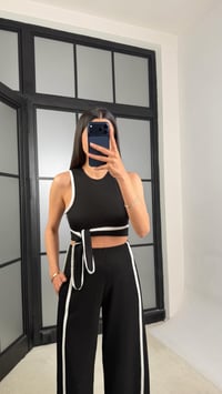 Siyah Bağlama Detaylı Bluz Beli Lastikli Pantolon Biyeli Modal Takım GAUS-01473GAUSSuitsGAUS-01473