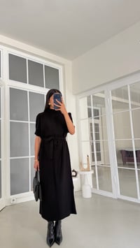 Siyah Kuşaklı Triko Midi Elbise GAUS-02144GAUSELBİSEGAUS-02144