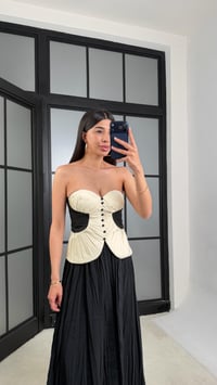 Krem Pileli Düğme Detaylı Tasarım Korse GAUS-01534GAUSBlouseGAUS-01534