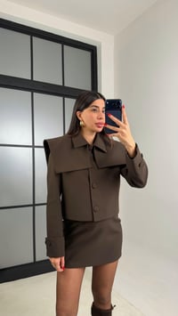 Acı Kahve Astarlı Düğme Detaylı Kare Yaka Ceket Etek Premium Kumaş Takım GAUS-00975GAUSTAKIMGAUS-00975