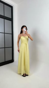 Sarı Ayarlanabilir Askılı Kuşaklı Basic Keten Elbise Gaus00387GausELBİSEGU1001903