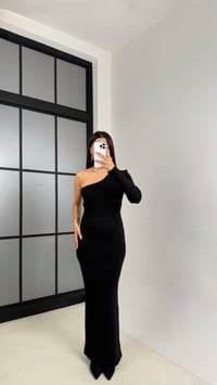 Siyah Tek Omuz Atkılı Triko Elbise GAUS-00223GAUSELBİSEGAUS-00223