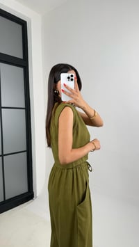 Yeşil V Yaka Bluz Beli Lastikli Balon Pantolon Muadil Keten Takım GAUS-0016GAUSTAKIMGAUS-0016