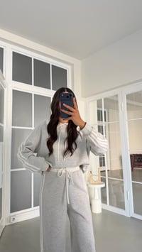Gri Kapüşonlu Sweatshirt Beli Lastikli Eşofman Şerit Detaylı Takım GAUS-01995GAUSTAKIMGAUS-01995