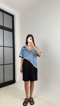 Siyah Önü Düğmeli Denim Üst Bloklu Elbise GAUS-0038GAUSELBİSEGAUS-0038