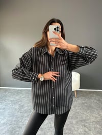 Siyah Çizgili Taşlı GömlekGausGÖMLEKGU002864