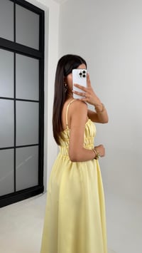 Sarı Ayarlanabilir Askılı Gipeli MD Muadil Tencel Elbise Gaus00617GausELBİSEGU1002441