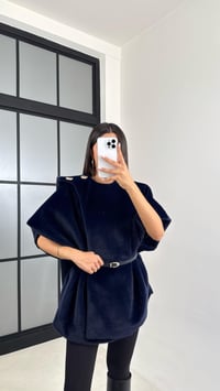 Lacivert Kemerli Tasarım Kürklü Panço GAUS-00520GAUSYELEKGAUS-00520