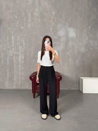 Layra Siyah Yandan Düğme Detaylı Kumaş PantolonGausPANTOLONGU100328