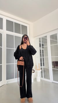 Siyah Yumuşak Dokulu Üçlü Premium Takım GAUS-02028 GAUS-02210GAUSTAKIMGAUS-02210