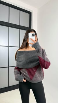 Bordo Madonna Yaka Baklava Desenli Kazak GAUS-00537GAUSKAZAKGAUS-00537