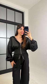 Siyah Saten Detaylı Hırka Beli Lastikli Pantolon Tasarım Takım GAUS-01096GAUSTAKIMGAUS-01096