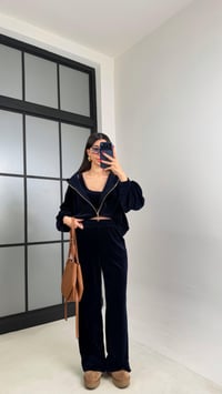Lacivert Kapüşonlu Hırka Crop Beli Lastikli Pantolon 3'lü Kadife Takım GAUS-00875GAUSTAKIMGAUS-00875